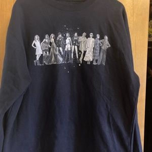 Taylor Swift navy crew neck xxl